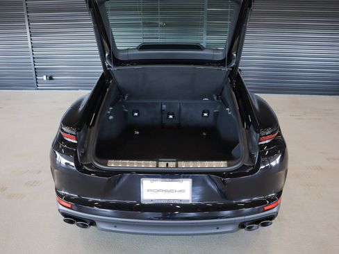 New 2026 Porsche Panamera RWD image 23