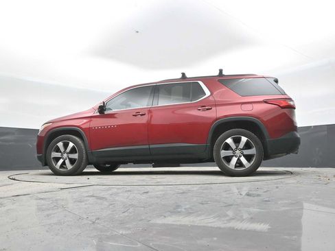 Used 2019 Chevrolet Traverse LT w/ LT Premium Package image 24