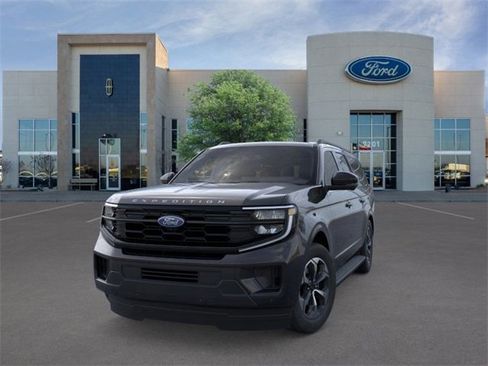 New 2026 Ford Expedition Max Active image 2