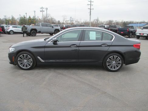 Used 2017 BMW 530i xDrive image 7