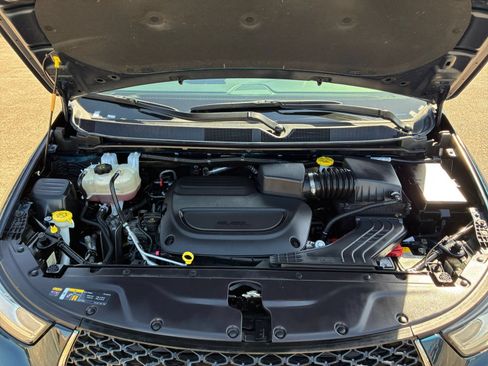 Used 2025 Chrysler Pacifica Select FWD image 29