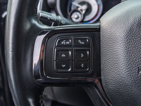 Used 2022 RAM 3500 Limited AWD/4WD image 32