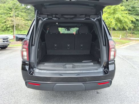 Certified 2023 Chevrolet Suburban Z71 w/ Luxury Package AWD/4WD image 18