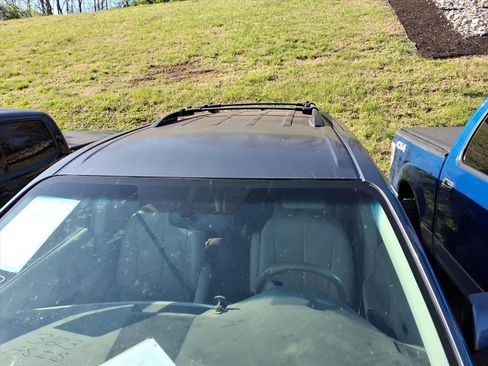 Used 2014 Toyota Sienna LE image 2