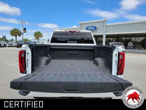 Used 2025 GMC Sierra 2500 Denali w/ Denali Reserve Package AWD/4WD image 14