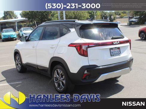 Used 2024 Kia Seltos S AWD/4WD image 9