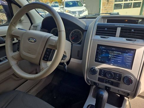 Used 2009 Ford Escape XLT AWD/4WD image 26
