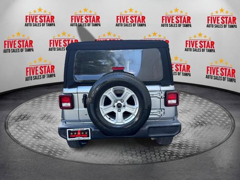 Used 2018 Jeep Wrangler Unlimited Sport image 6