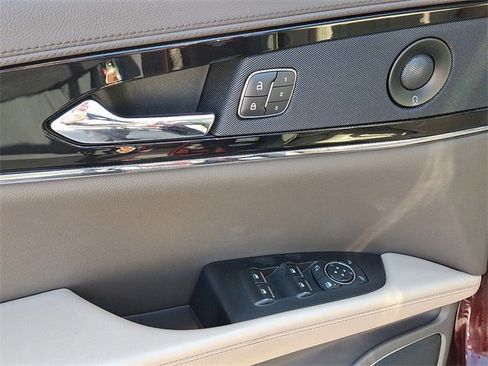 Certified 2022 Lincoln Nautilus Reserve w/ Equipment Group 201A image 14