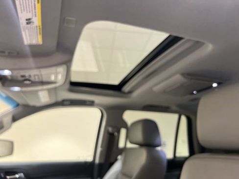 Used 2019 Chevrolet Tahoe LT AWD/4WD image 18