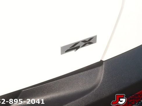 Certified 2023 Kia Sorento LX AWD/4WD image 10