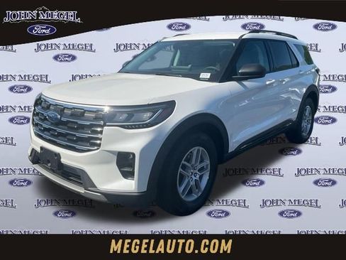 New 2026 Ford Explorer Active RWD image 1