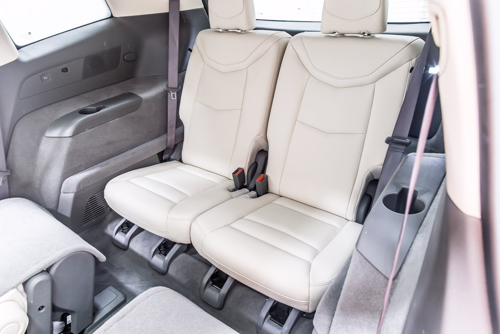 Used 2022 Cadillac XT6 Premium Luxury FWD image 35