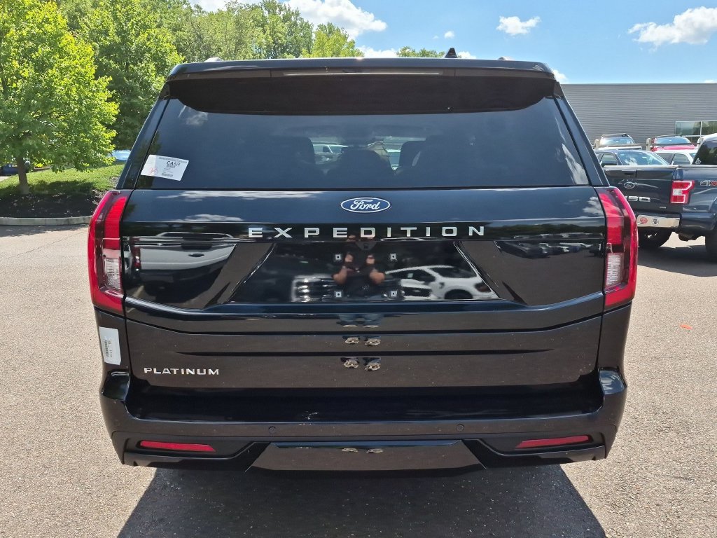New 2027 Ford Expedition Platinum AWD/4WD image 11