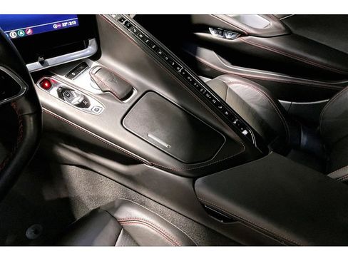 Used 2021 Chevrolet Corvette 3LT image 18