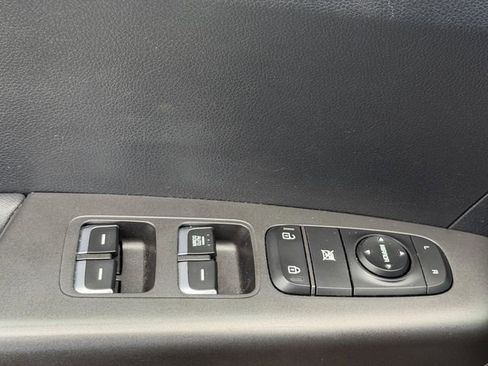 Used 2019 Kia Sportage LX FWD image 19
