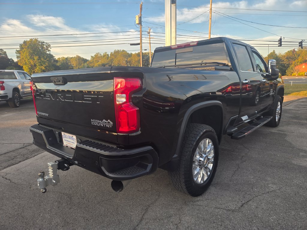 Used 2023 Chevrolet Silverado 2500 High Country w/ Z71 Off-Road Package AWD/4WD image 4