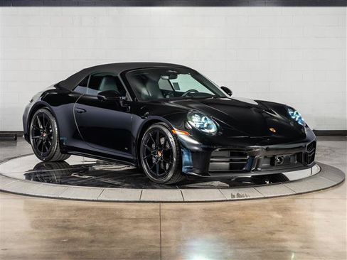 Certified 2026 Porsche 911 Carrera RWD image 17