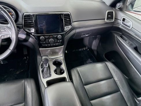 Used 2020 Jeep Grand Cherokee Limited image 28