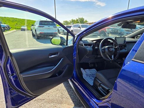 Used 2021 Toyota Corolla SE FWD image 11