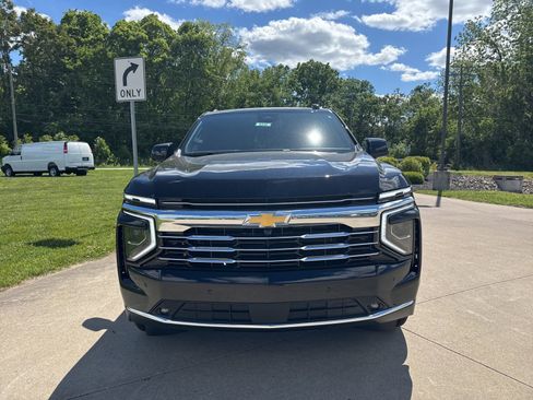New 2026 Chevrolet Tahoe LT w/ Comfort Package AWD/4WD image 2