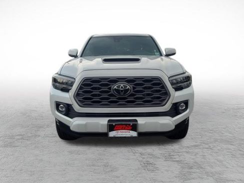 Certified 2023 Toyota Tacoma TRD Sport AWD/4WD image 2