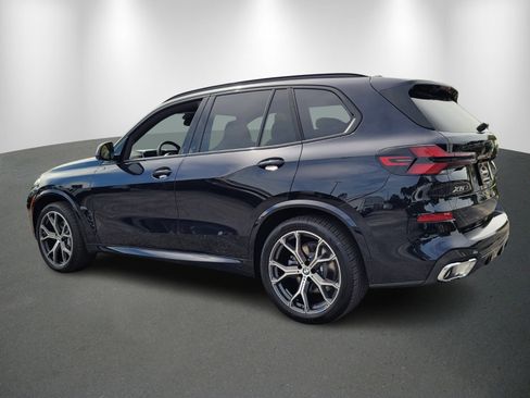 Used 2026 BMW X5 sDrive40i w/ M Sport Package image 5