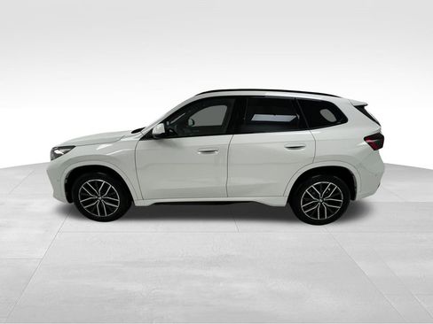 Used 2023 BMW X1 xDrive28i w/ Premium Package image 4