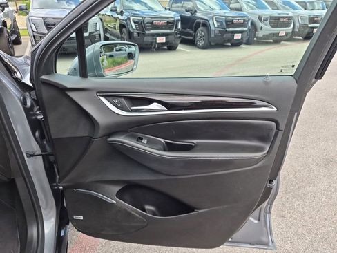 Used 2019 Buick Enclave Avenir w/ Avenir Technology Package FWD image 40