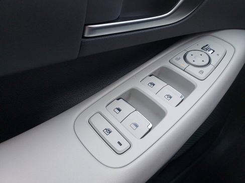 Certified 2025 Hyundai Sonata SEL image 28