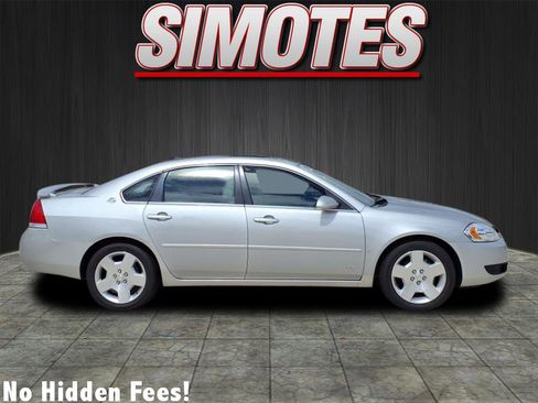 Used 2008 Chevrolet Impala SS w/ Convenience Package image 2