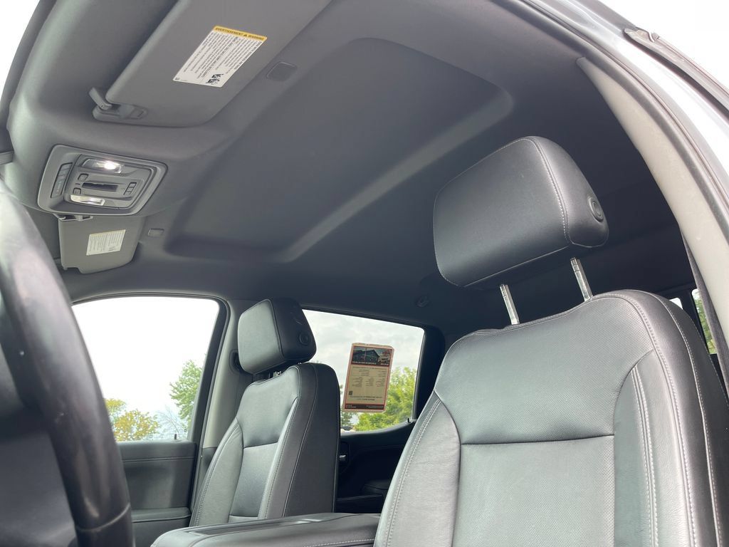 Used 2020 Chevrolet Silverado 1500 LTZ AWD/4WD image 18