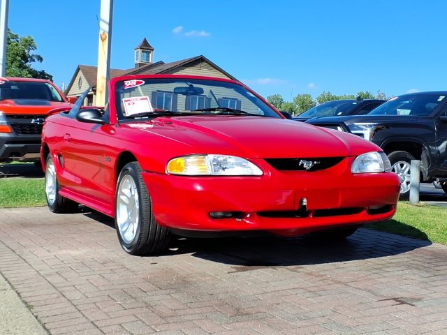 Used 1998 Ford Mustang GT RWD image 3