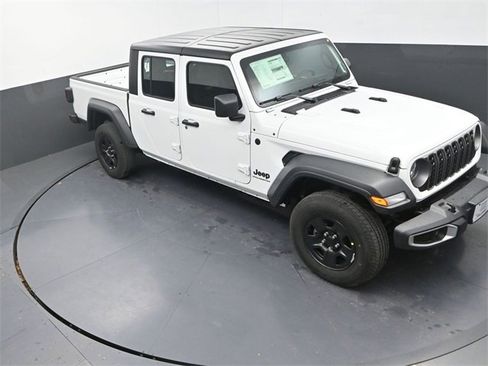 New 2026 Jeep Gladiator Sport image 9