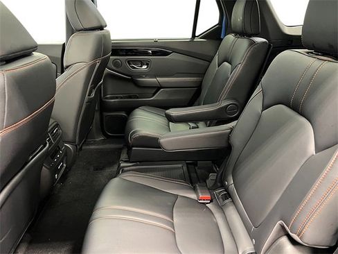 New 2025 Honda Pilot TrailSport image 25