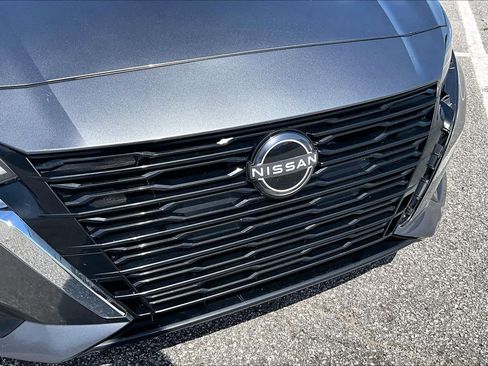 Used 2023 Nissan Altima 2.5 SV FWD image 30