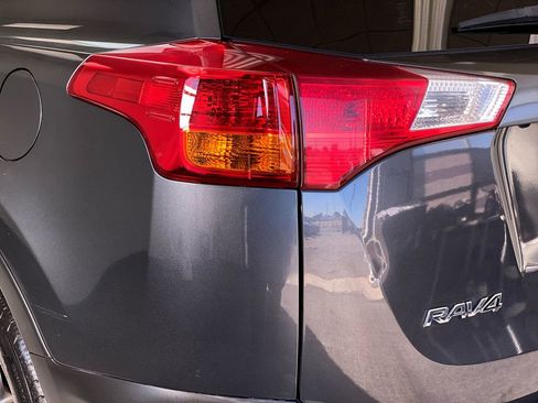 Used 2015 Toyota RAV4 XLE image 9