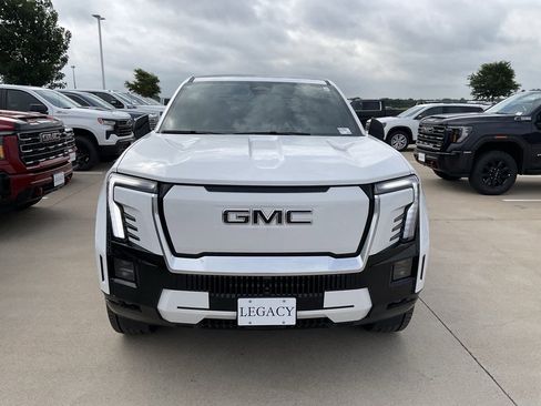 New 2025 GMC Sierra EV Denali image 30