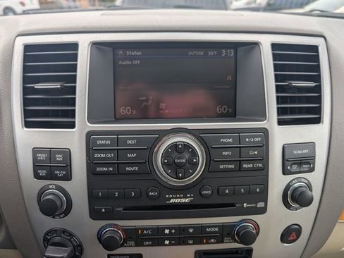 Used 2010 INFINITI QX56 4WD image 11