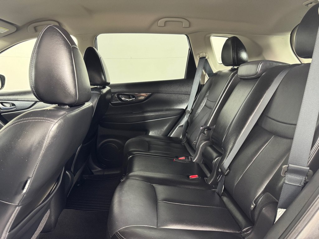 Used 2018 Nissan Rogue SL AWD/4WD image 17