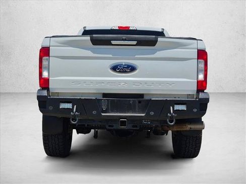 Used 2019 Ford F250 Lariat w/ Lariat Value Package AWD/4WD image 6