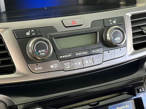 Used 2014 Honda Odyssey EX-L image 18