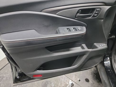 Certified 2022 Honda Pilot TrailSport image 13