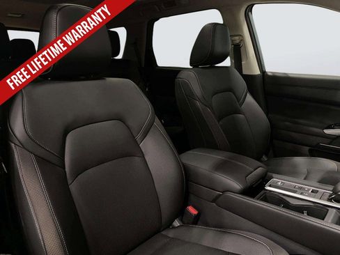 New 2026 Nissan Pathfinder SL w/ SL Premium Package FWD image 32