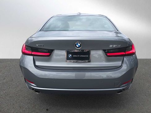 Used 2025 BMW 330i xDrive Sedan AWD/4WD image 4