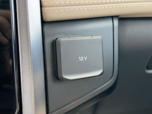 Used 2024 Ford Expedition Max Platinum image 37