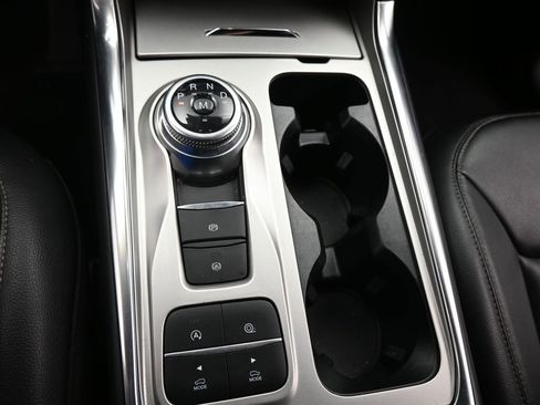 Certified 2020 Ford Explorer XLT w/ Equipment Group 202A image 16