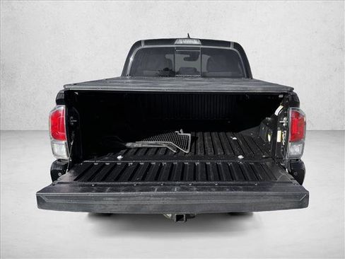 Used 2021 Toyota Tacoma TRD Sport image 7
