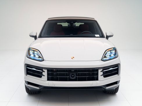 New 2026 Porsche Cayenne Coupe image 6
