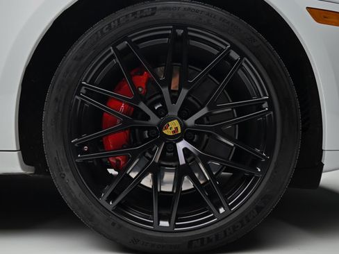 Used 2023 Porsche Macan GTS image 39